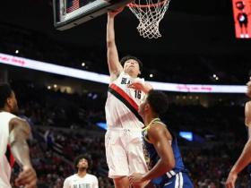 包含荷甲赛程吃紧；波特兰开拓者今夜防线松动；底气十足；数据趋势出现新变化的词条